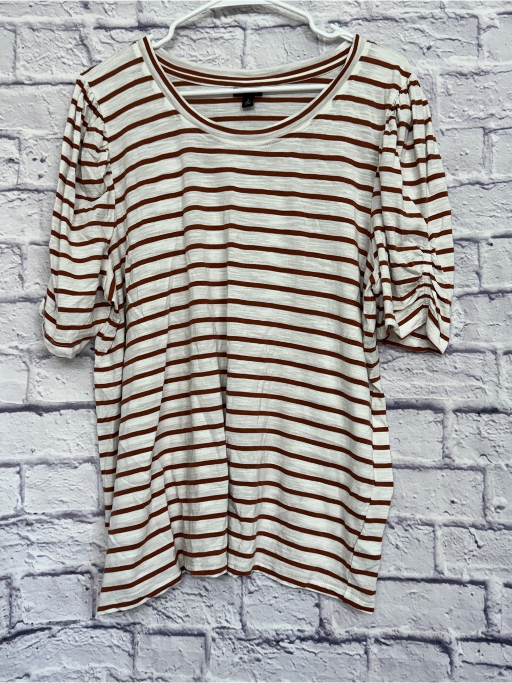 Torrid White‎ and Brown Striped Short Sleeve Top
